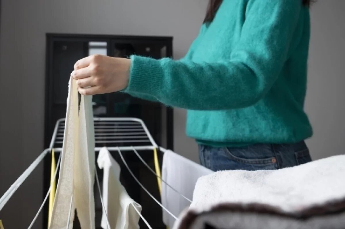    Врач Пивоваров предупредил о рисках при сушке белья на балконе