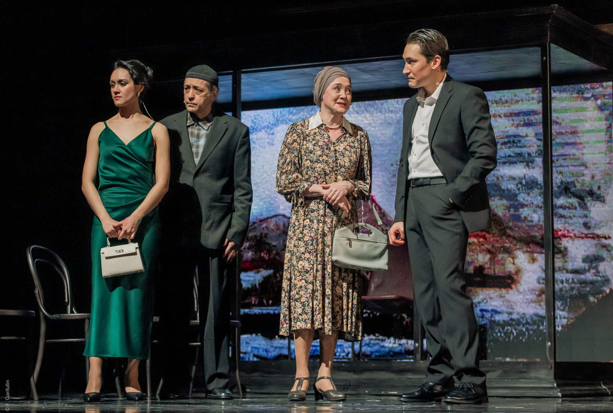 Фотография с официального сайта Татарского государственного Академического театра имени Галиасгара Камала.