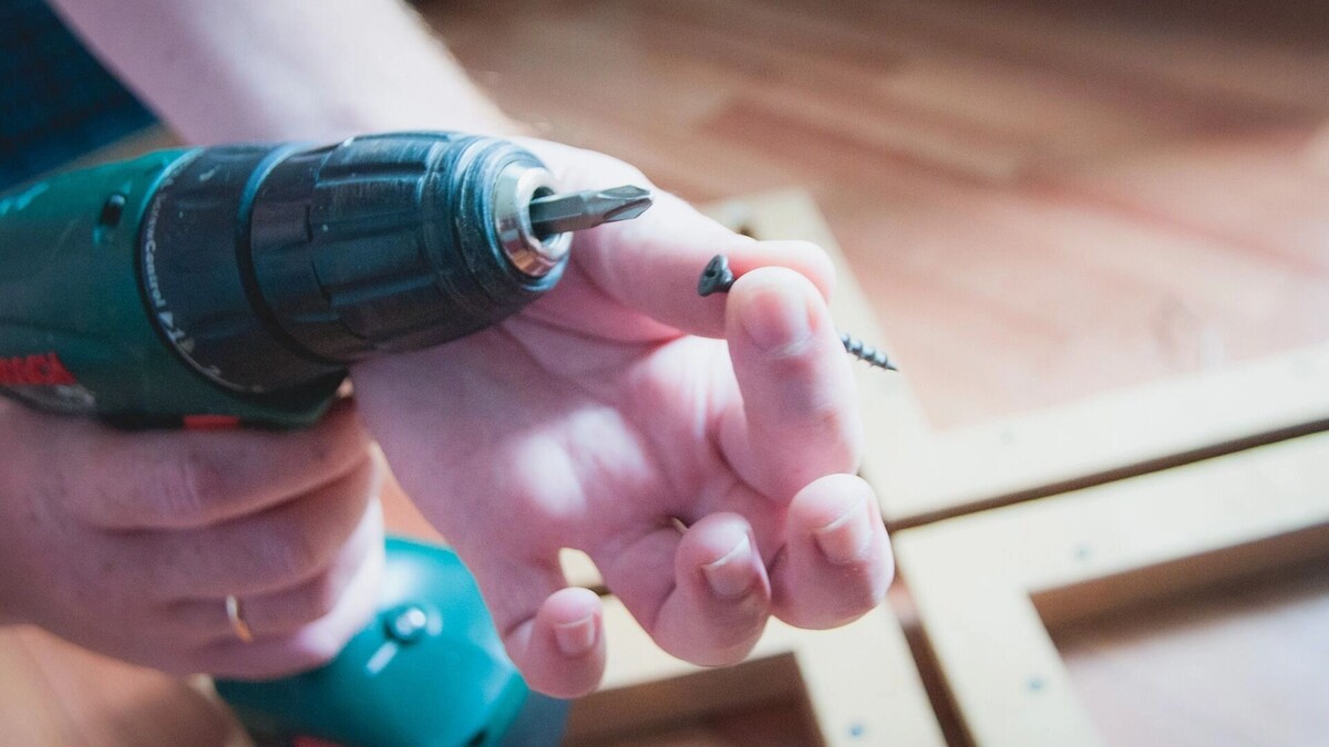    Куски льда травмируют ростовчан, а цены на ремонт — «кусаются»   1MI