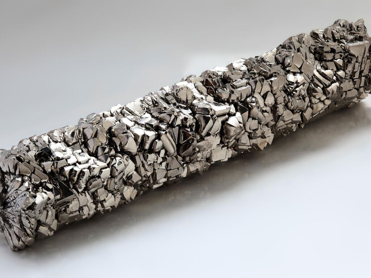    Кристаллы титана© CC BY-SA 3.0 / Alchemist-hp