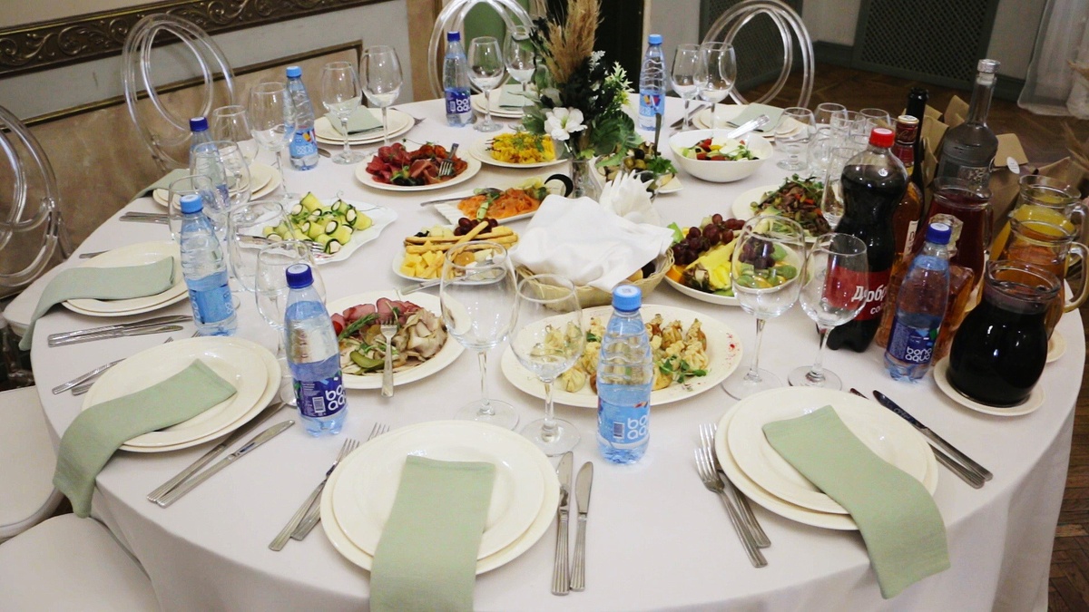 Кадр со свадебного фильма.