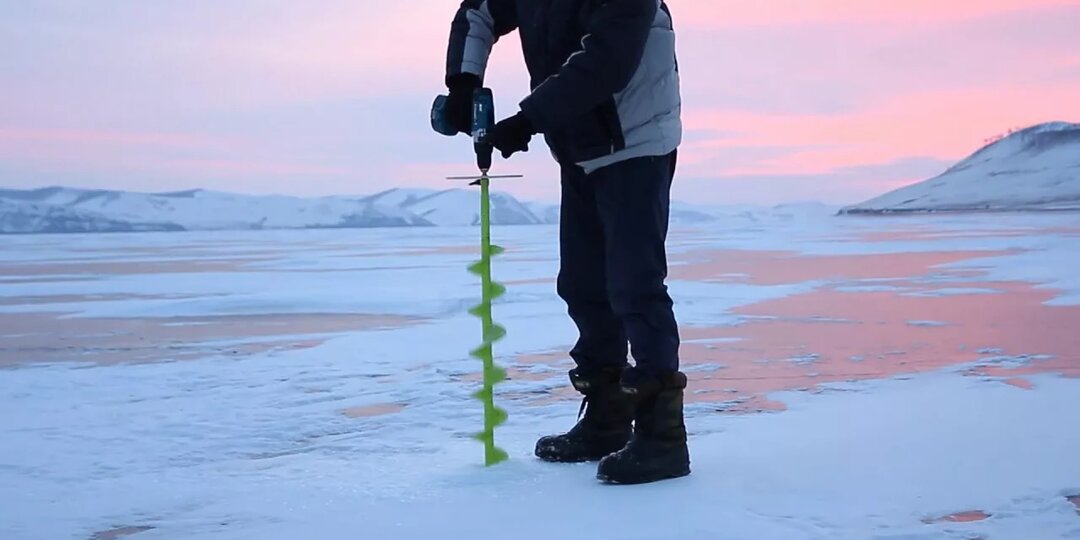 Шуруповерт на зимней рыбалке: почему аккумулятор быстро разряжается на морозе?
