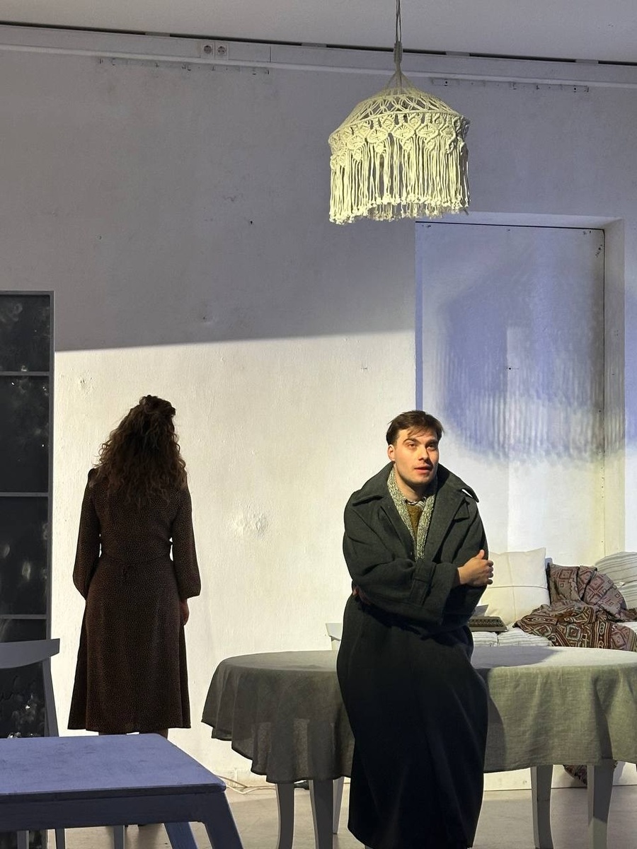 Спектакль «Стеклянный зверинец». МТЮЗ (сцена «Игры во флигеле»). Фото автора.