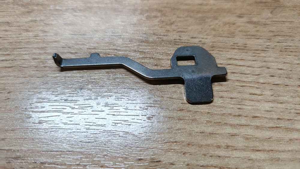 Вот тут был кончик, который отломился