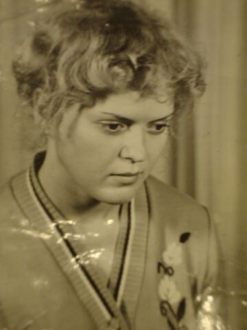 Дочке 16 лет. 