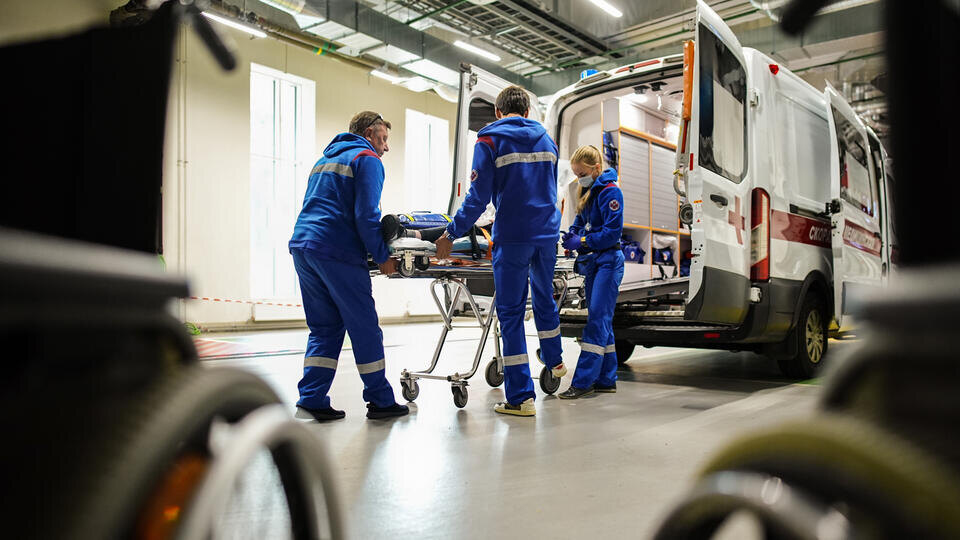     Два человека пострадали при ударе беспилотника по Белгородской области ИЗВЕСТИЯ/Сергей Лантюхов