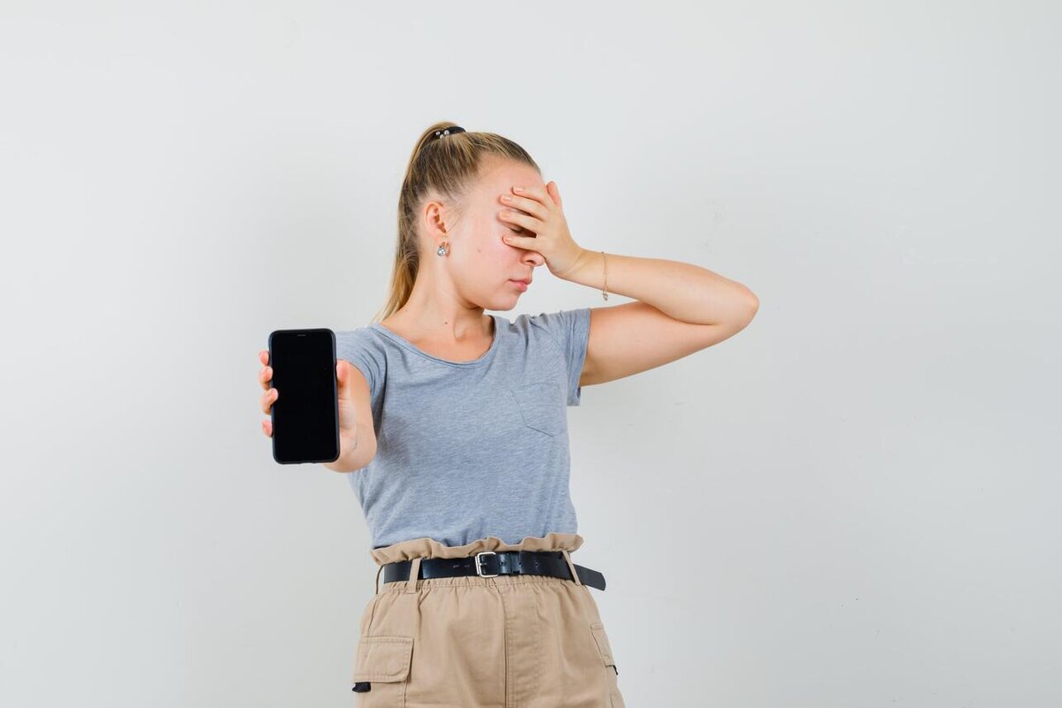    Что делать, если потеряли телефон Freepik.com