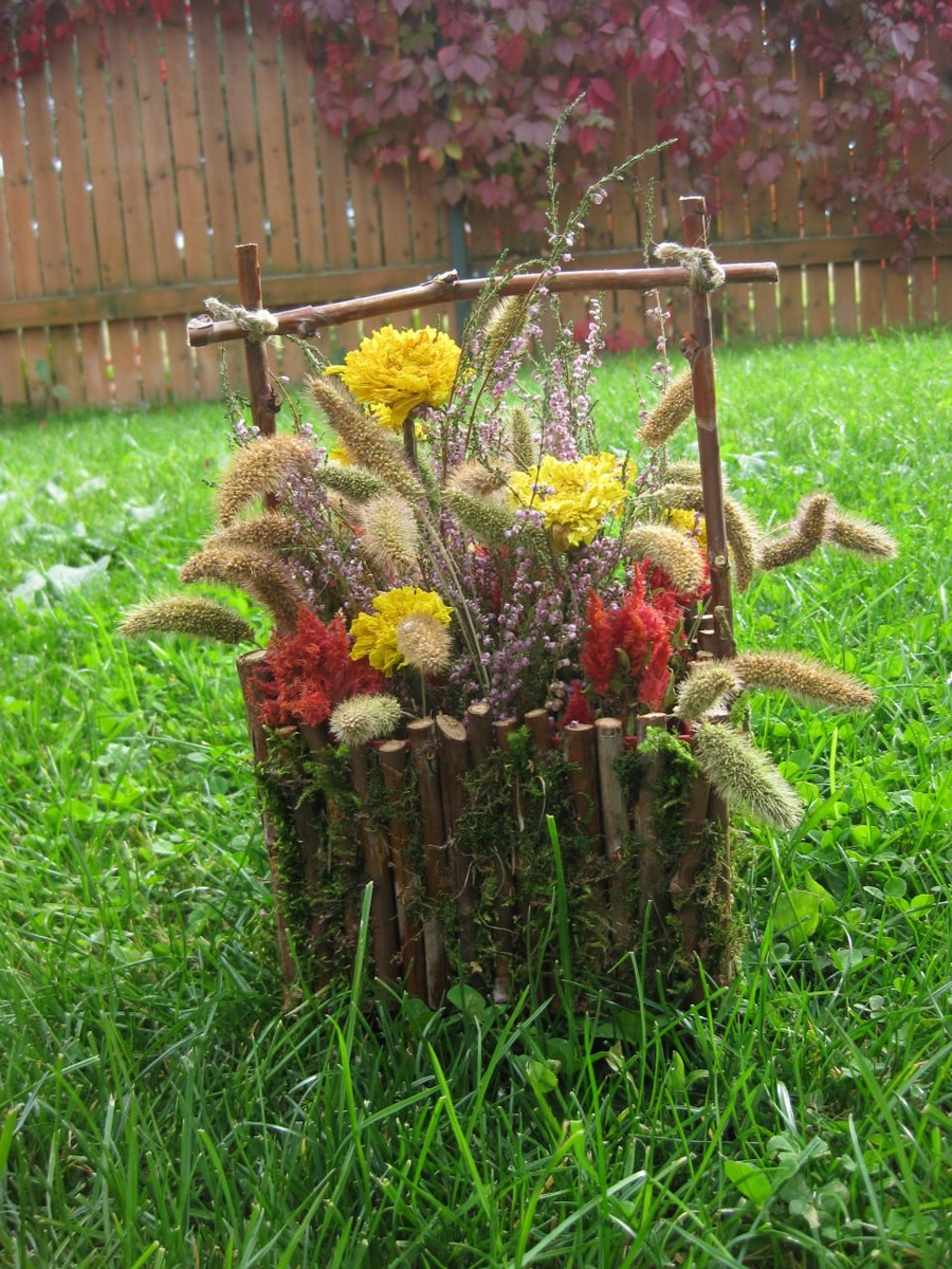 Злаки , сухоцветы и палочки.