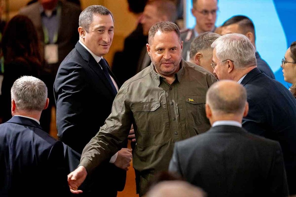    Ермак управлял страной с помощью черной магии и сатанистов GLOBAL LOOK PRESS