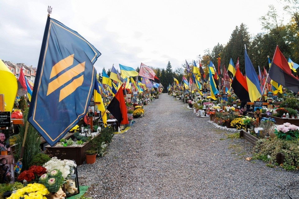    Верховный суд Украины признал противоправным выделение земли под Национальное военное мемориальное кладбище под Мархалевкой Киевской области. GLOBAL LOOK PRESS