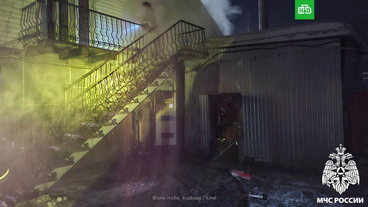    Появилось видео с места пожара с 5 погибшими подростками в Прокопьевске