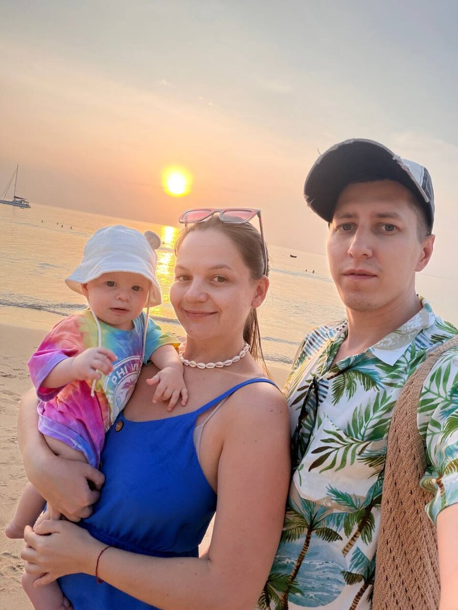 Встреча заката всей семьей 