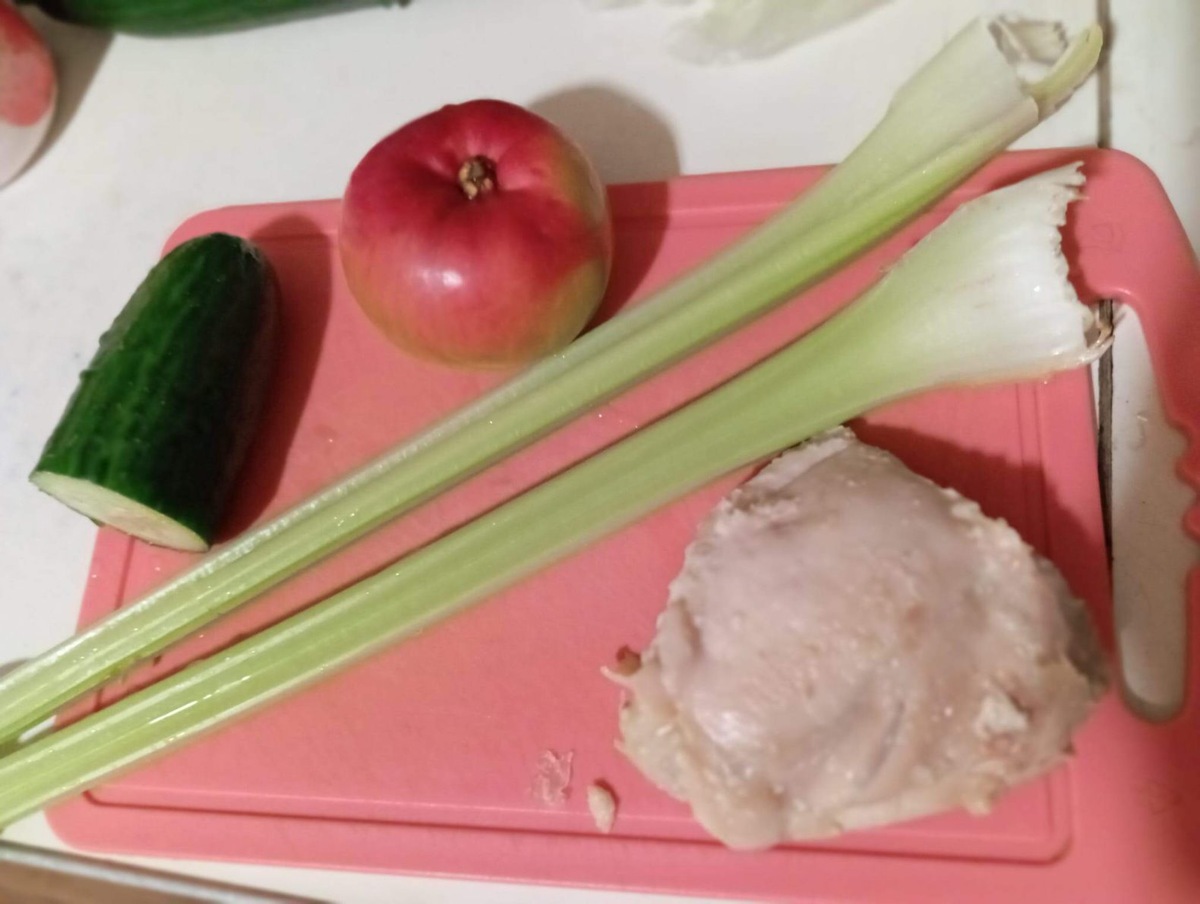 Ингредиенты для салата.