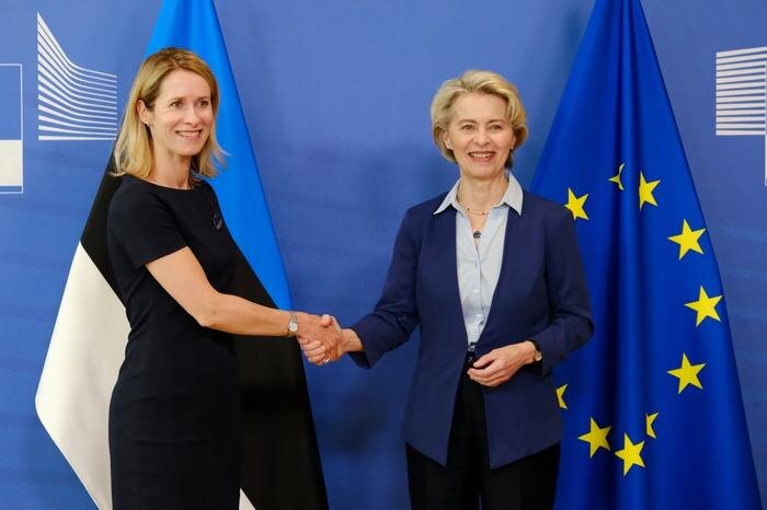 Кая Каллас и Урсула фон дер Ляйен. Обложка © Shutterstock / FOTODOM / Alexandros Michailidis