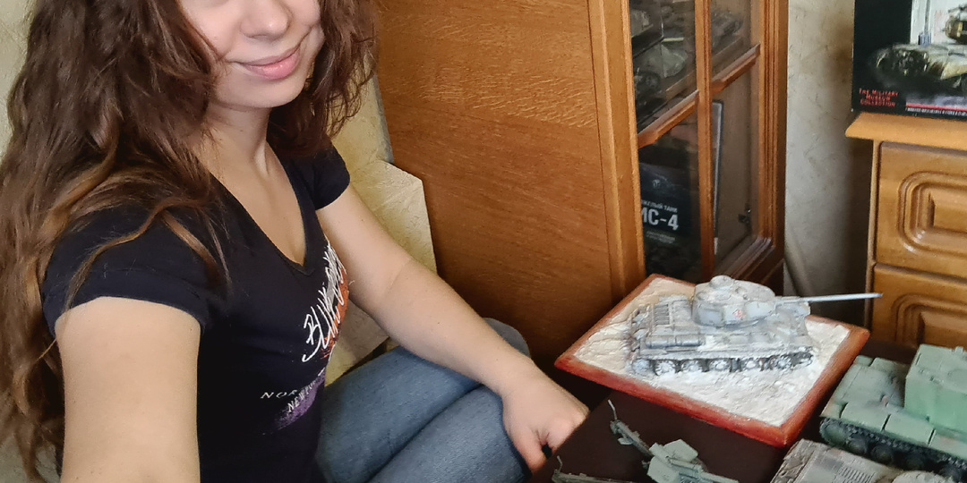 Как относитесь к чужим работам с явными ошибками: мягко поддержать или честно указать?