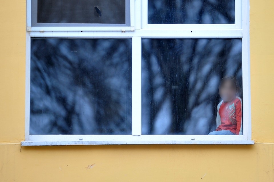    Девочку обездвиживали и морили голодом. Евгения ГУСЕВА