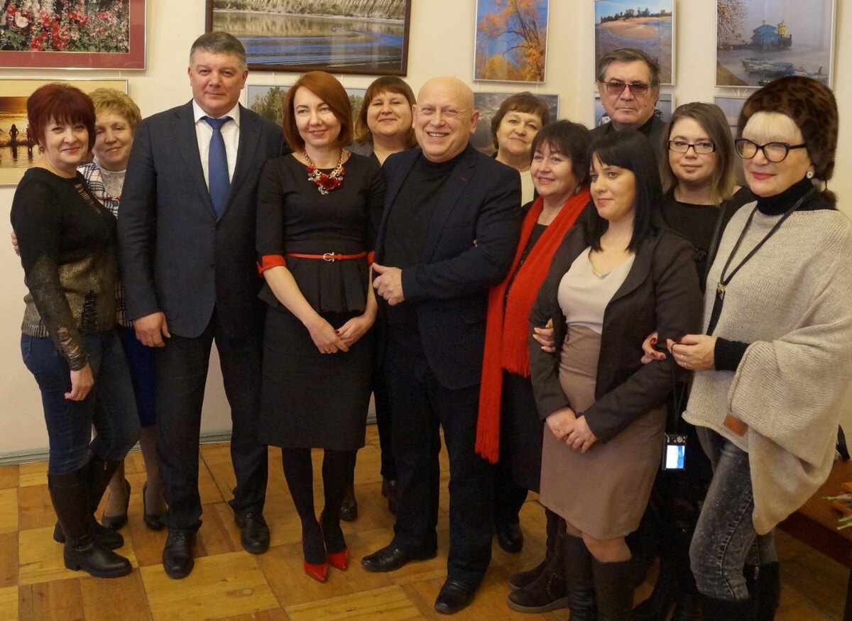 Коллектив газеты Вольская жизнь.Первая справа Р.В. Борачок.