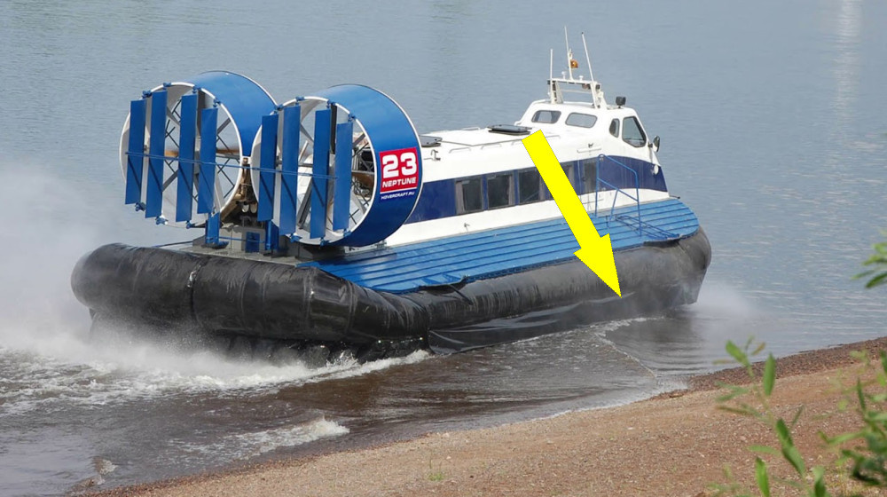    Куда исчезли мега-корабли на воздушной подушке и почему их сменили поезда и катамараны