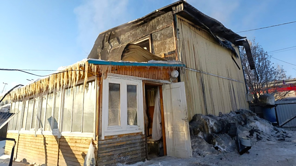    Игра с огнем: в Нягани ребенок стал виновником пожара в доме