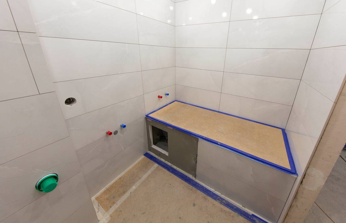 Ванна должна быть надежно защищена до конца ремонта