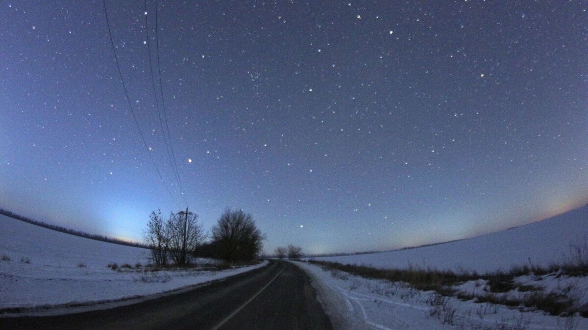    Жители Ростовской области увидят комету и парад планет в феврале   Николай Дёмин / ВК Николая Дёмина