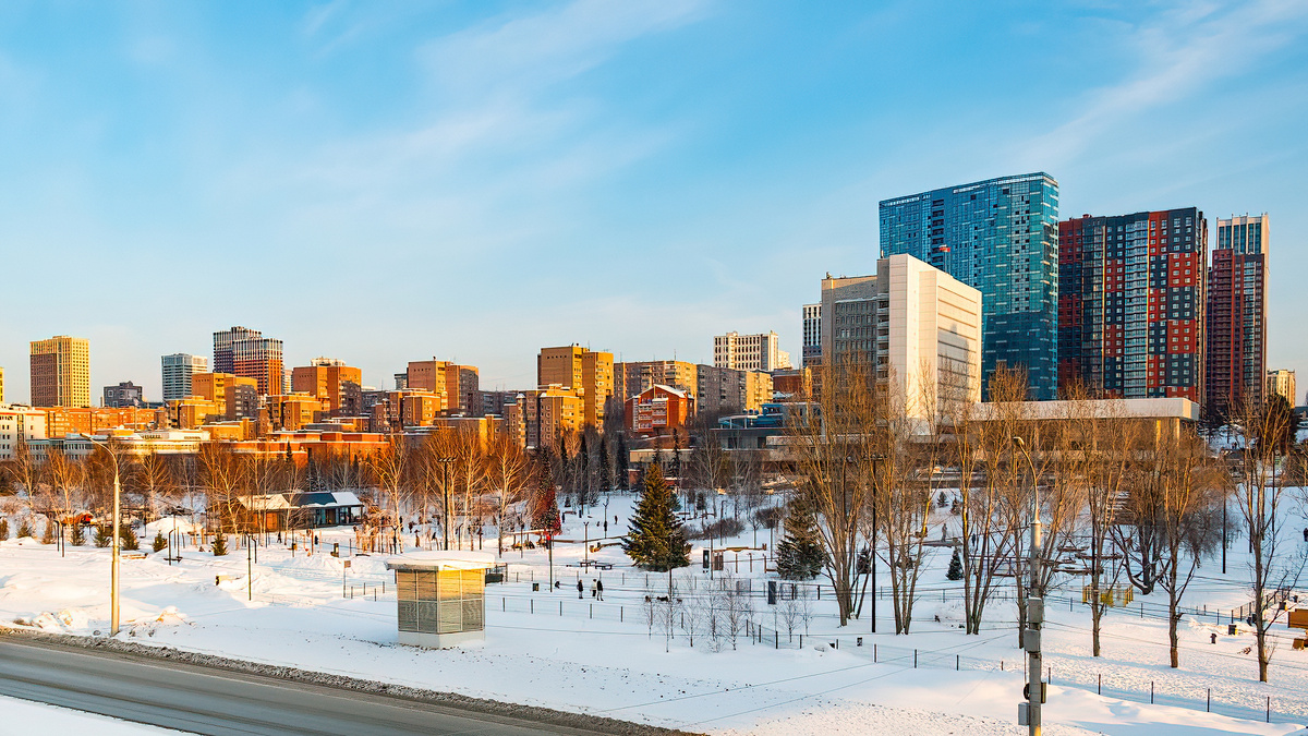 Парк имени Юрия Бугакова. Новосибирск. Фотография - www.openmainphoto.ru