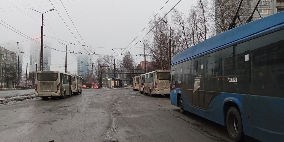 Петрозаводчане пожаловались на давку в муниципальных автобусах