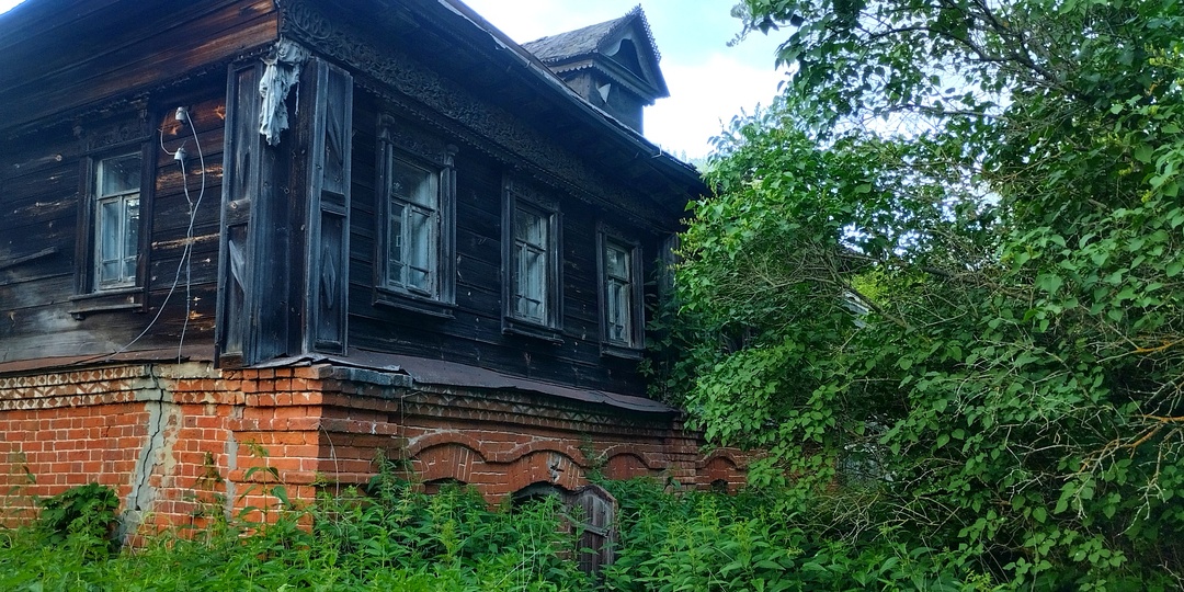 ОГРОМНАЯ СТАРИННАЯ ЗАБРОШЕННАЯ ДЕРЕВНЯ В ГЛУБИНКЕ НИЖЕГОРОДСКОЙ ОБЛАСТИ