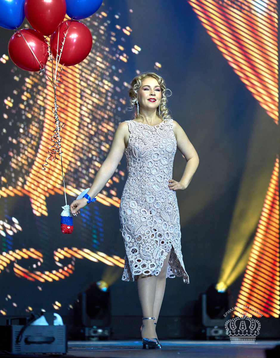 Победа на Всероссийскойм конкурсе красоты и наряд в технике ирландкого кружева