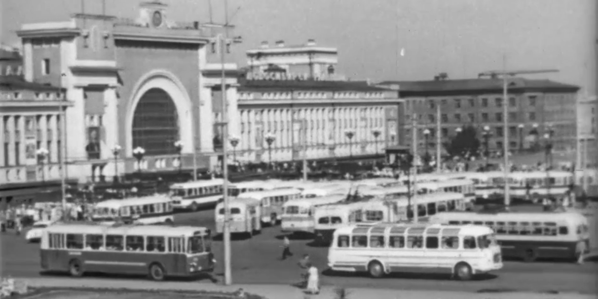 Привокзальная площадь Новосибирска 1965 г. Фото из открытых источников