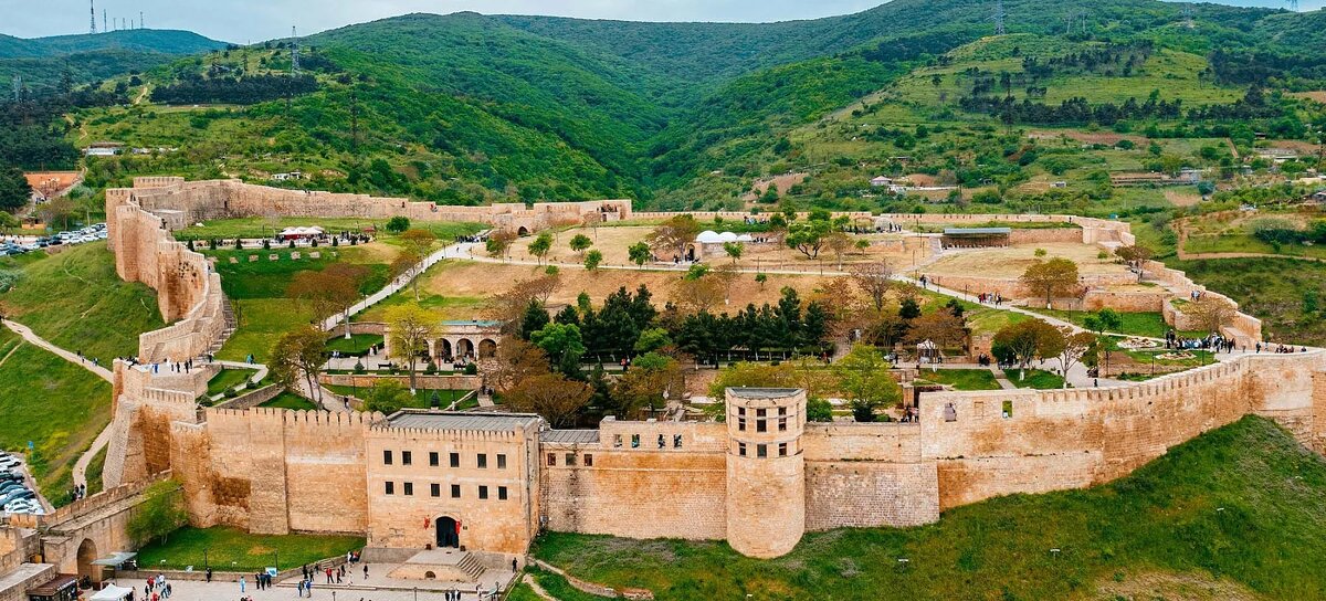 Вид на Восточные ворота