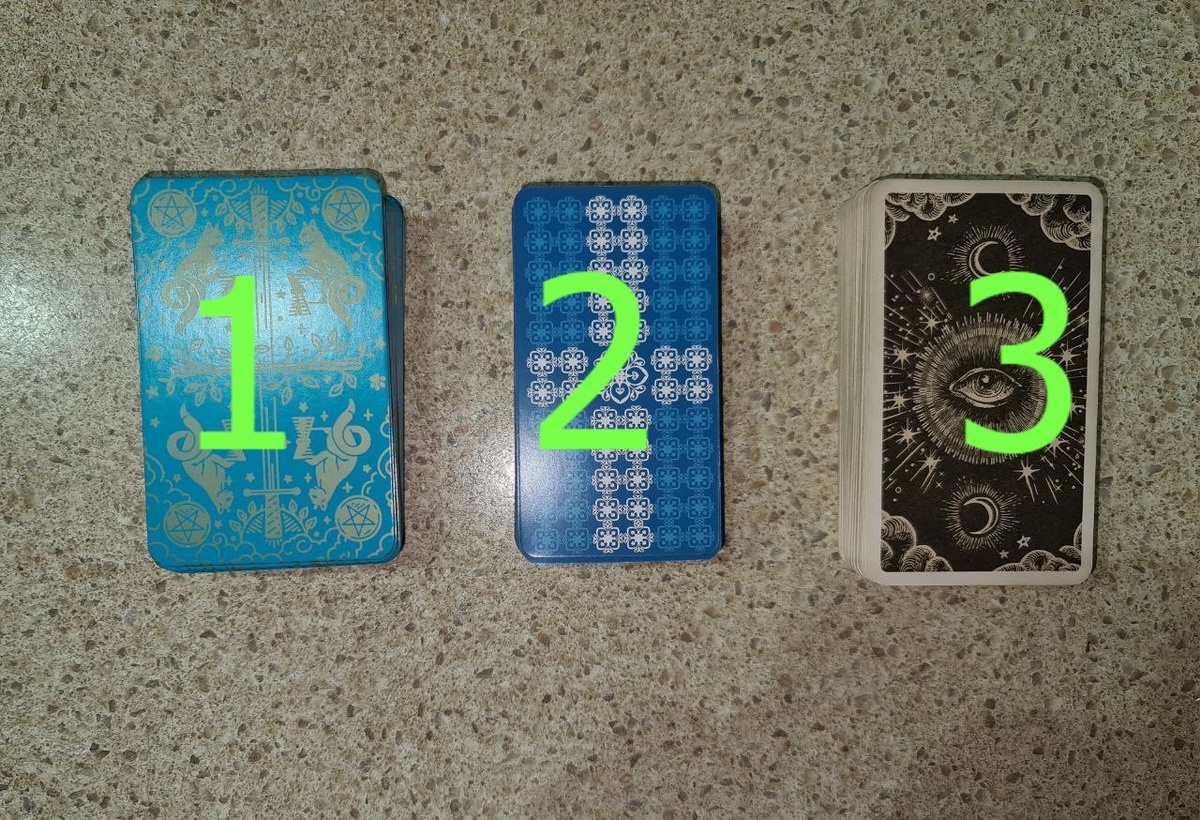 Позиции расклада. Фото автора