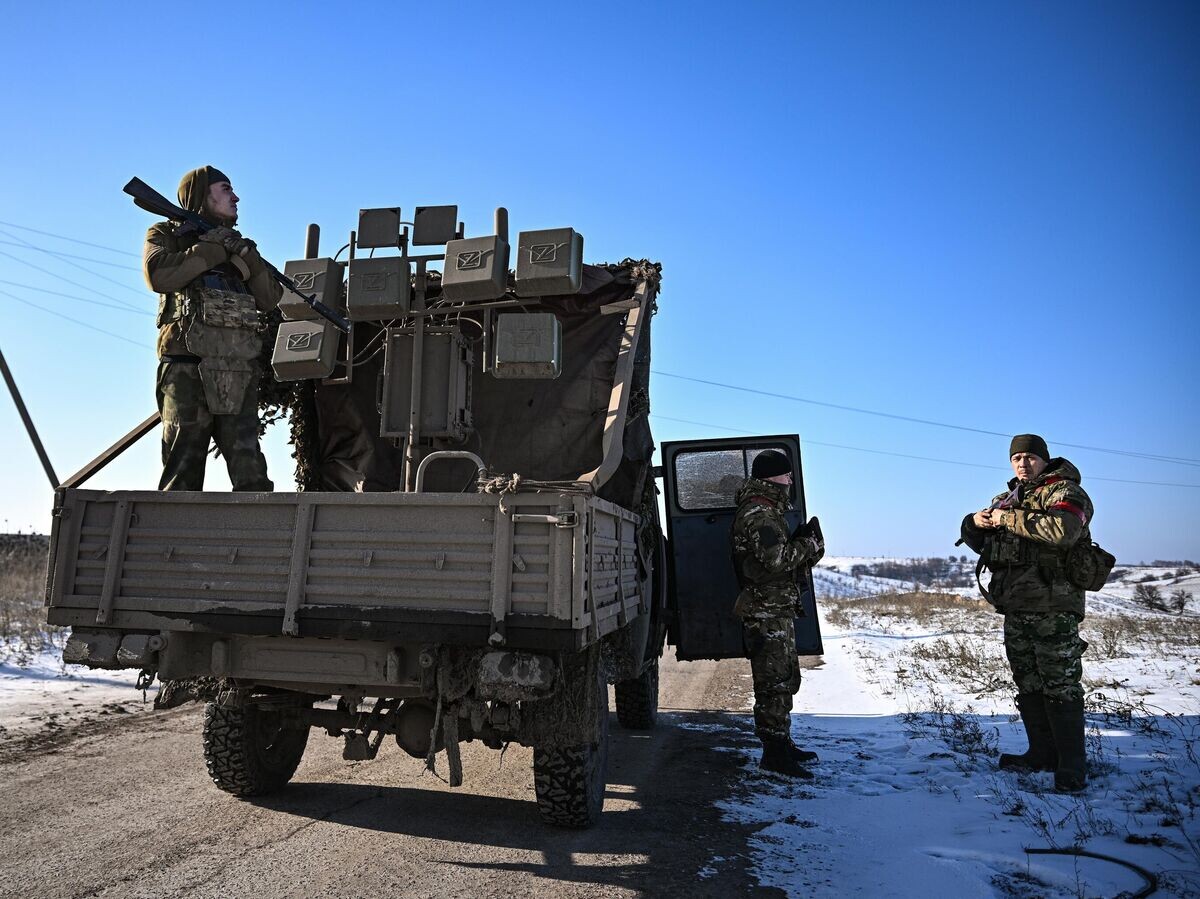    Группа прикрытия танков СпН "Ахмат" МО РФ в Курской области | © РИА Новости / Сергей Бобылев
