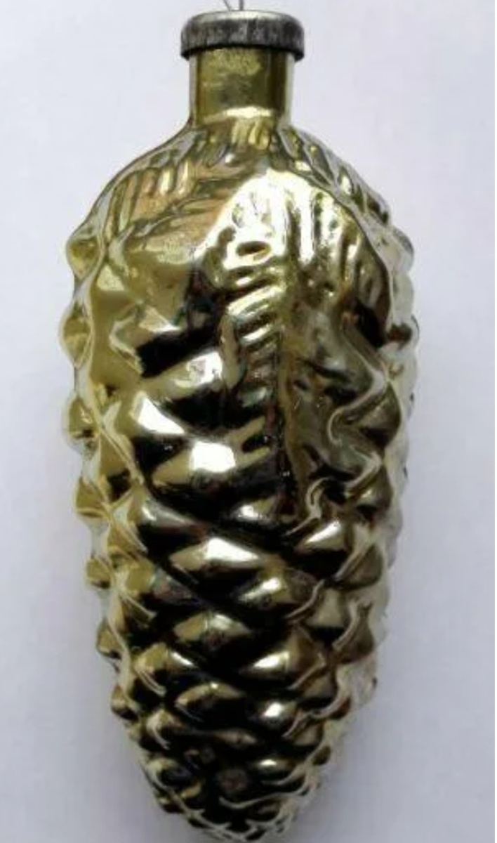 Самая старая игрушка на моей ёлке