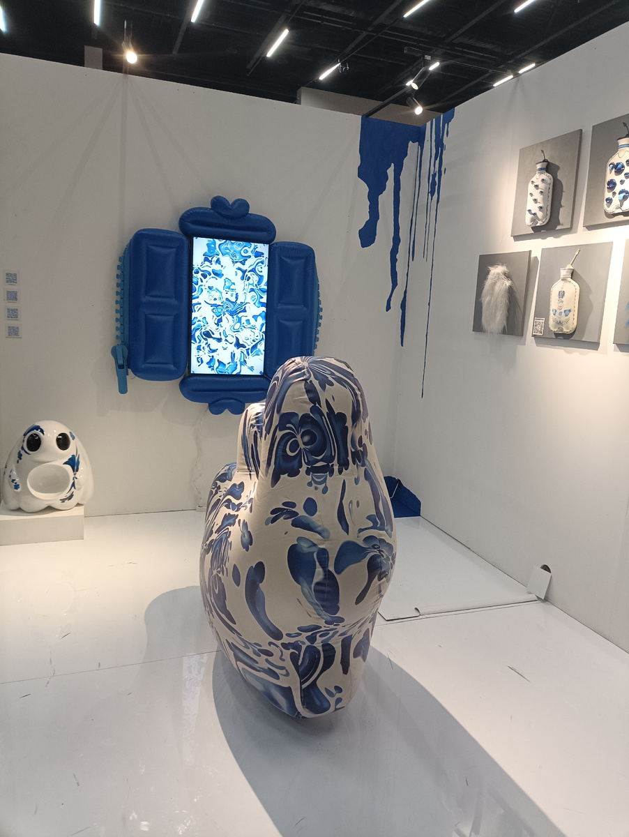 Экспонаты Арт-Мир 2026