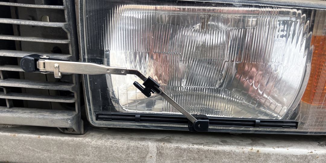 Зачем на "Жигули" ставили дворники фар и почему перестали: рассказываю простыми словами