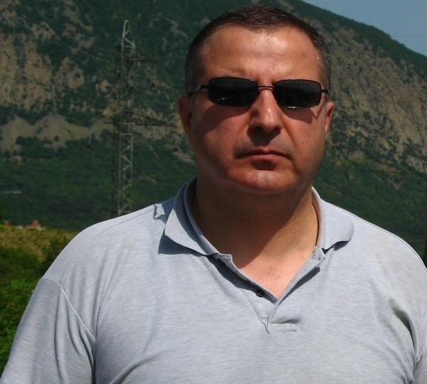 После совместного отпуска он (49) прислал таблицу в Excel с расчётом, сколько я ему должна за экскурсии, которые «не планировала».