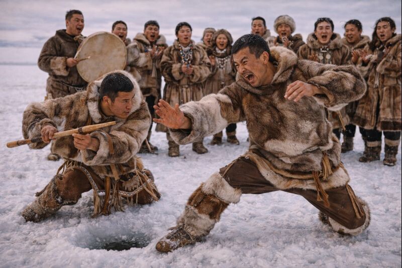 Традиционный танец гренландских инуитов. Изображение сгенерировано нейросетью ChatGPT.