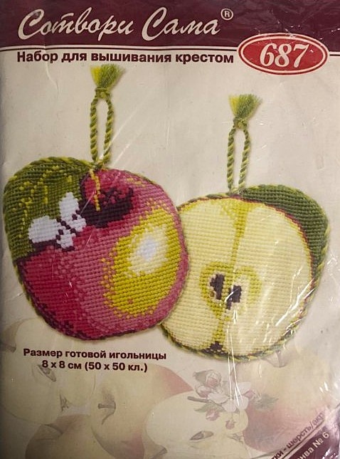 Превью наборов "Яблоко", "Мухомор", "Вишни", производитель "Риолис". фото Яндекс.картинки