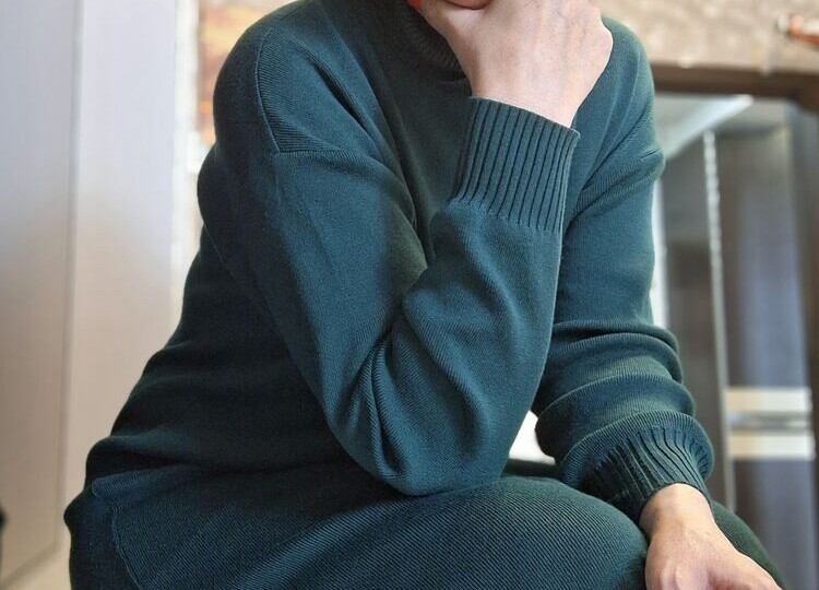 Она (60) попросила оформить на неё кредит, потому что «у тебя хорошая история, а мне банки отказывают». Разорвала общение.