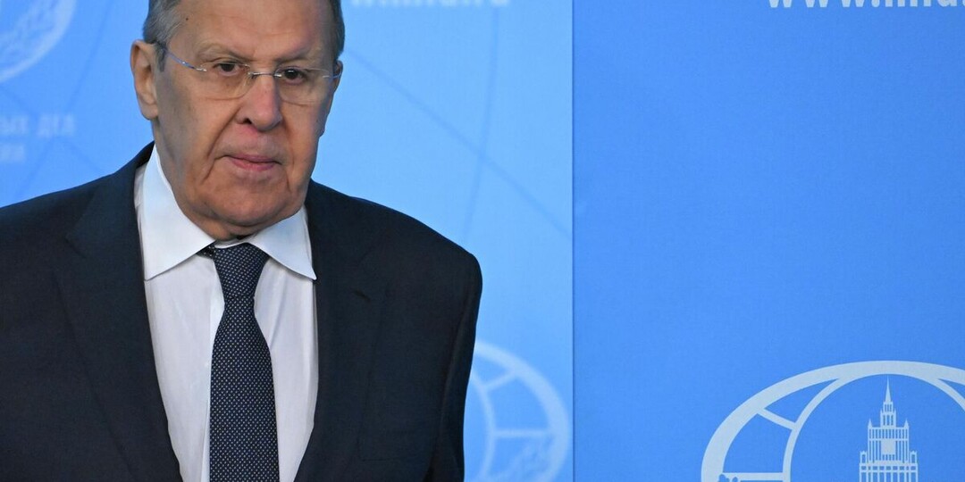 Европа пытается сбивать клинья между Россией и США, заявил Лавров