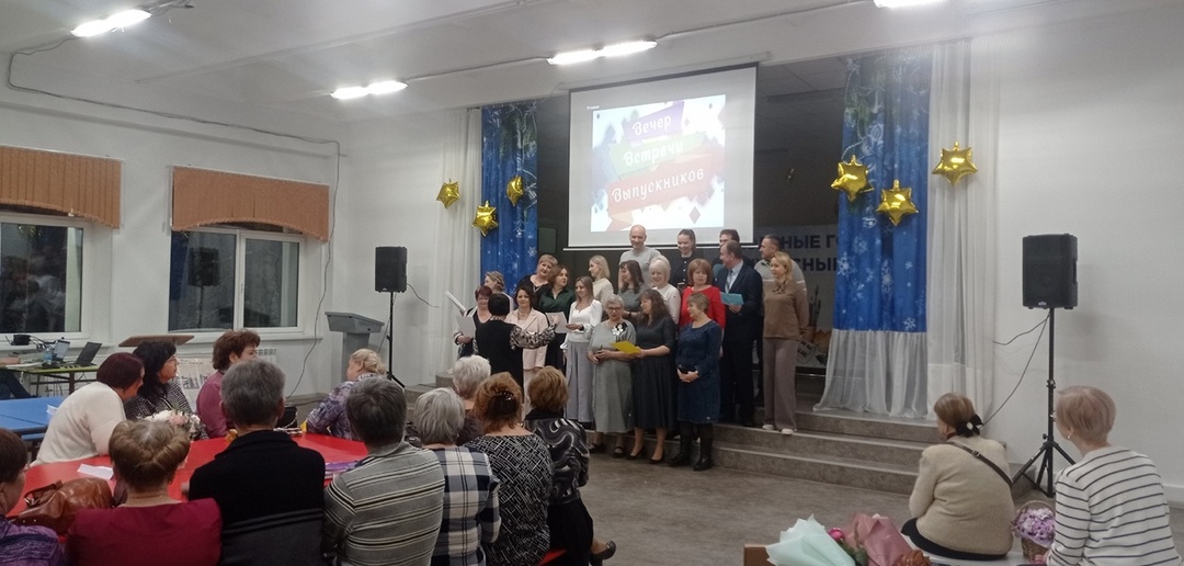 Мужчина приехал из Крыма на 30-летие выпуска из школы в Карелии