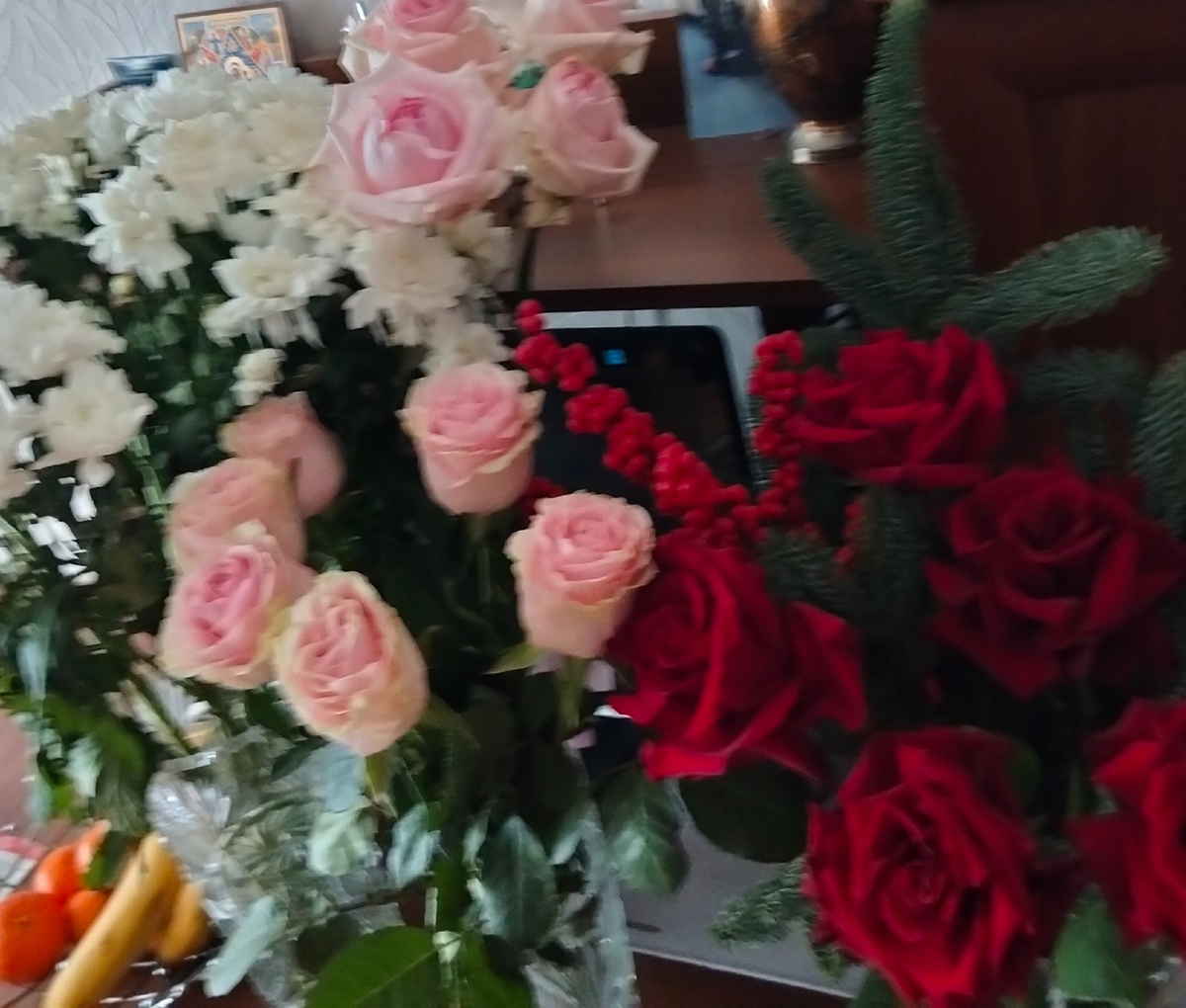 Мне цветы за сына! 