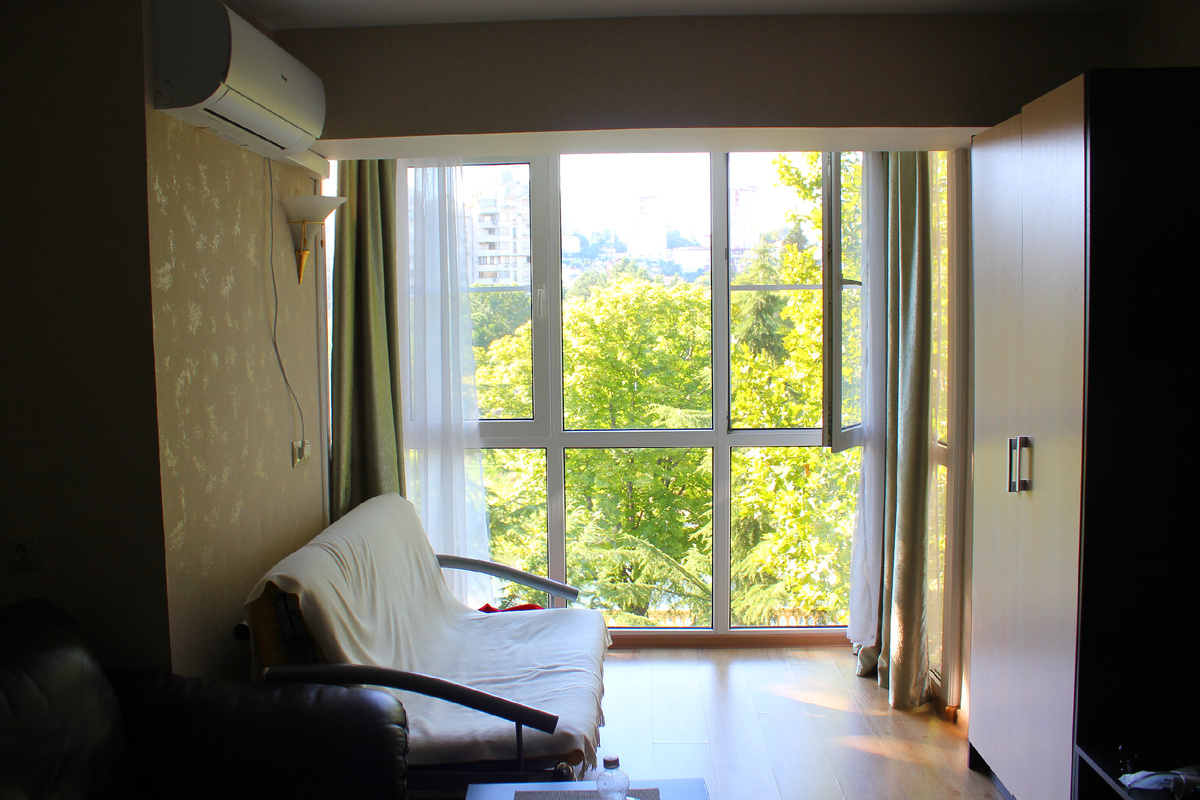 Однокомнатная квартира на улице Конституции СССР