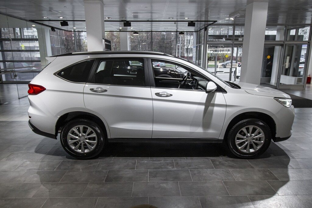 Главный заменитель «Дастера» в РФ обновился: что изменилось и сколько просят за него теперь. Источник иллюстрации - auto.ru