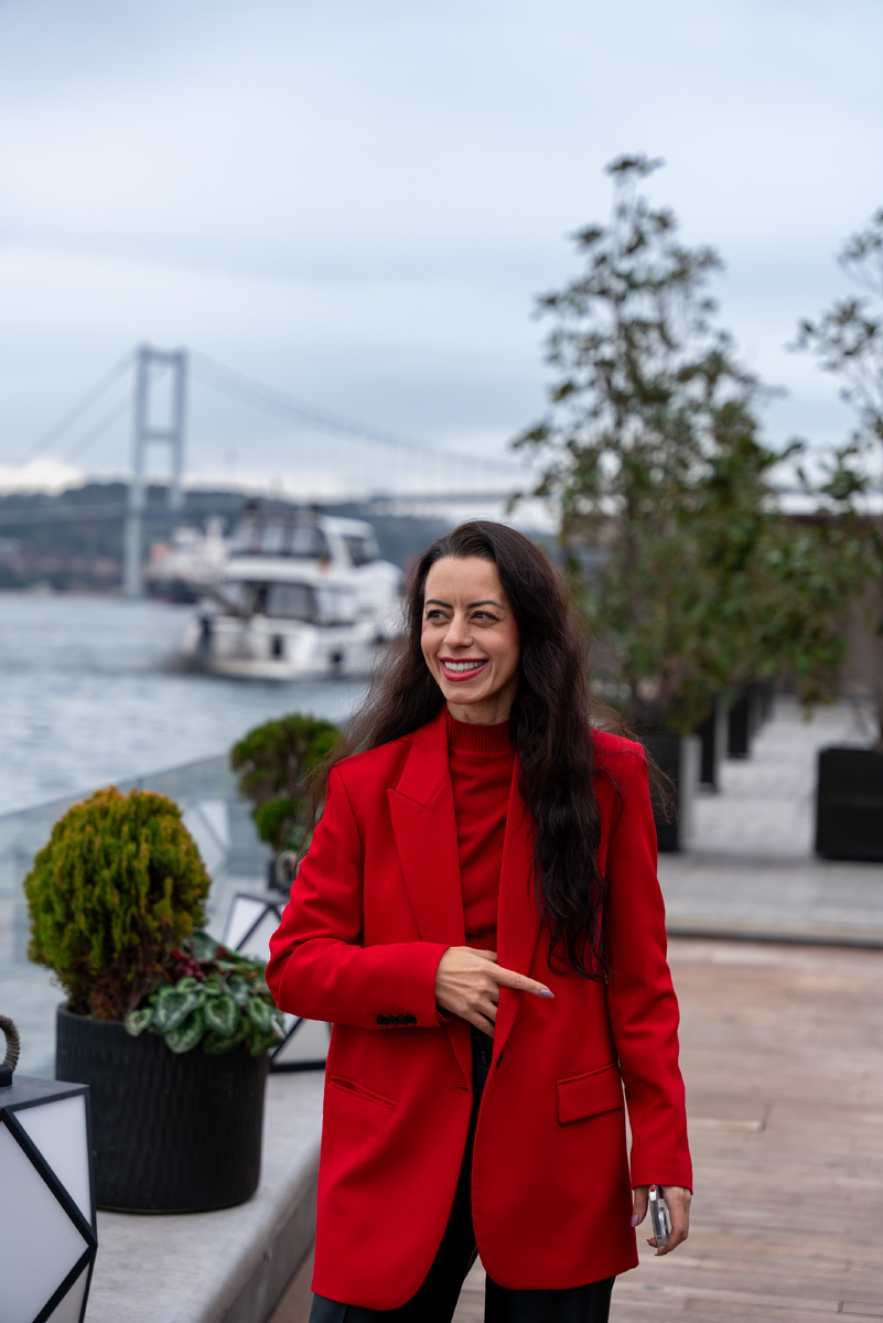 Марина Акайдын адвокат в Турции. Instagram: @advokat.marina