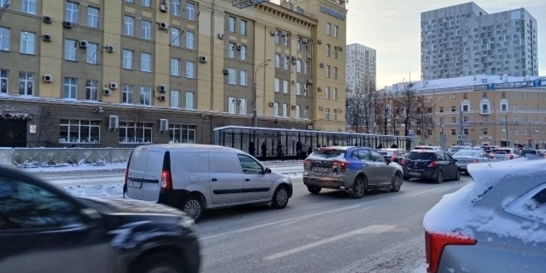 Линия прогиба. На новых трамвайных путях в Перми появились трещины