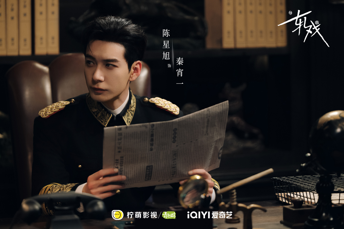 Вот такой он суровый генерал, кстати, уже не впервой актеру такого персонажа играть, поэтому с ролью справился на ура.