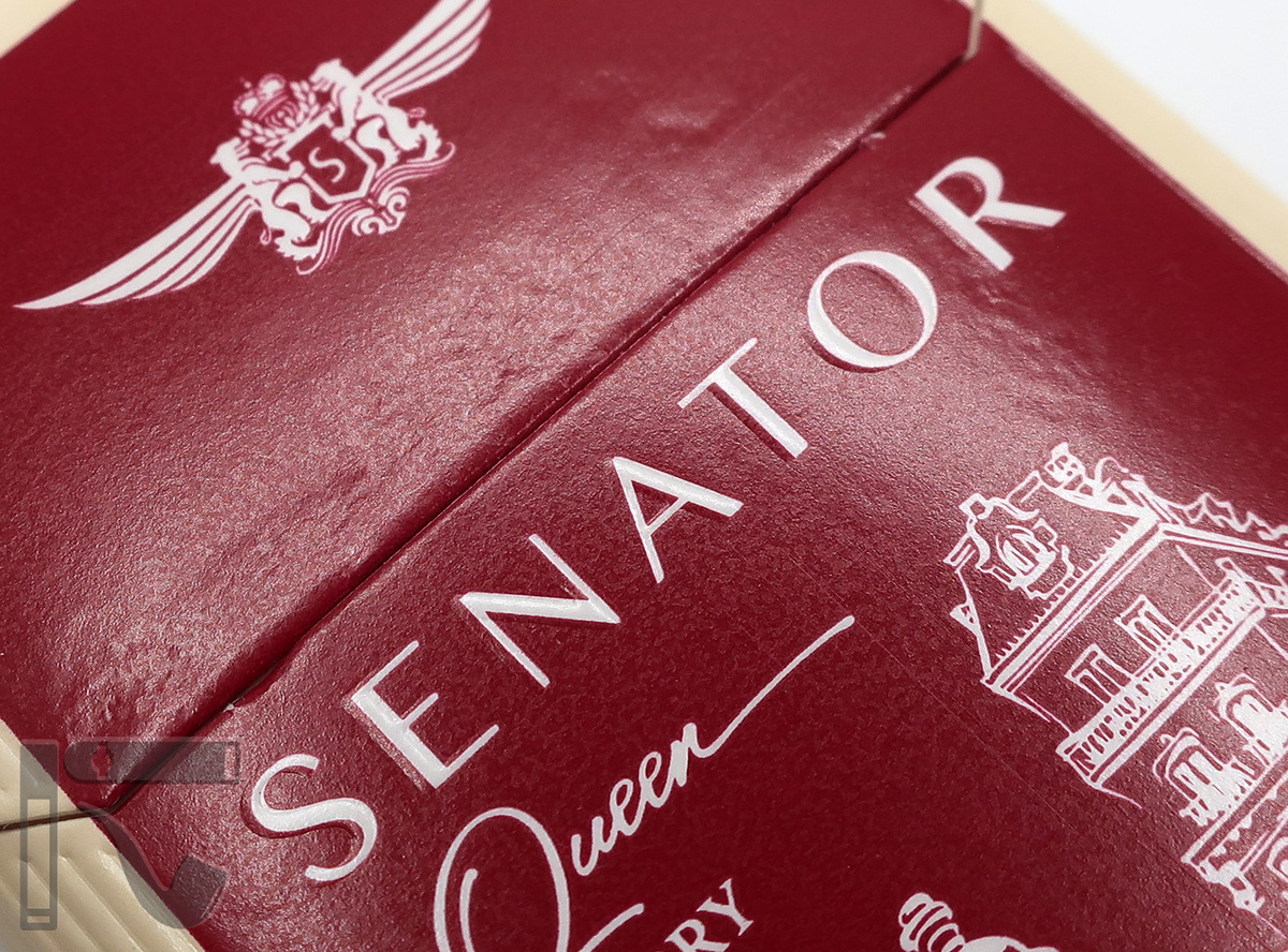 Сигареты Senator Queen Cherry. Фото: © канал "Уголок Курильщика"