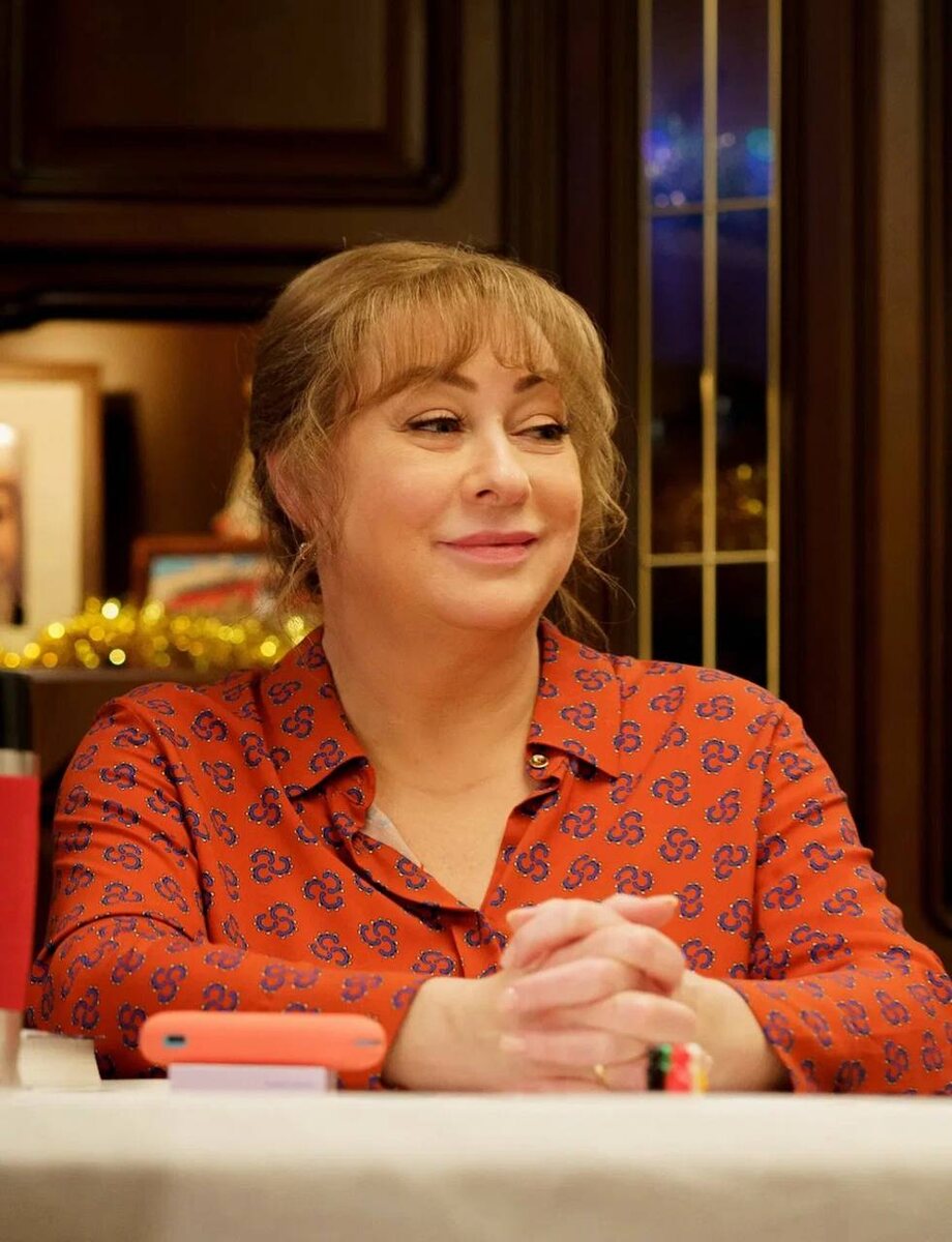 Аронова на съемках сериала "Праздники". Фото: соцсети